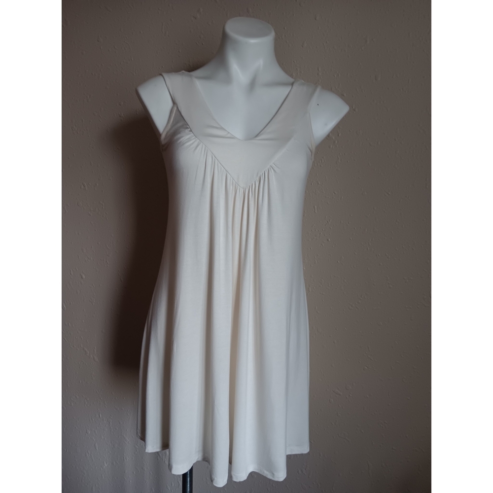 Monteau Ivory Sleeveless V-Neck Mini Dress